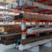 Metallrohre und Stangen in einer Lagerhalle | Dichtringe O-Ringe